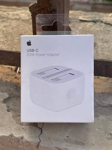 APPLE 3PIN ADAPTER 20WATT
